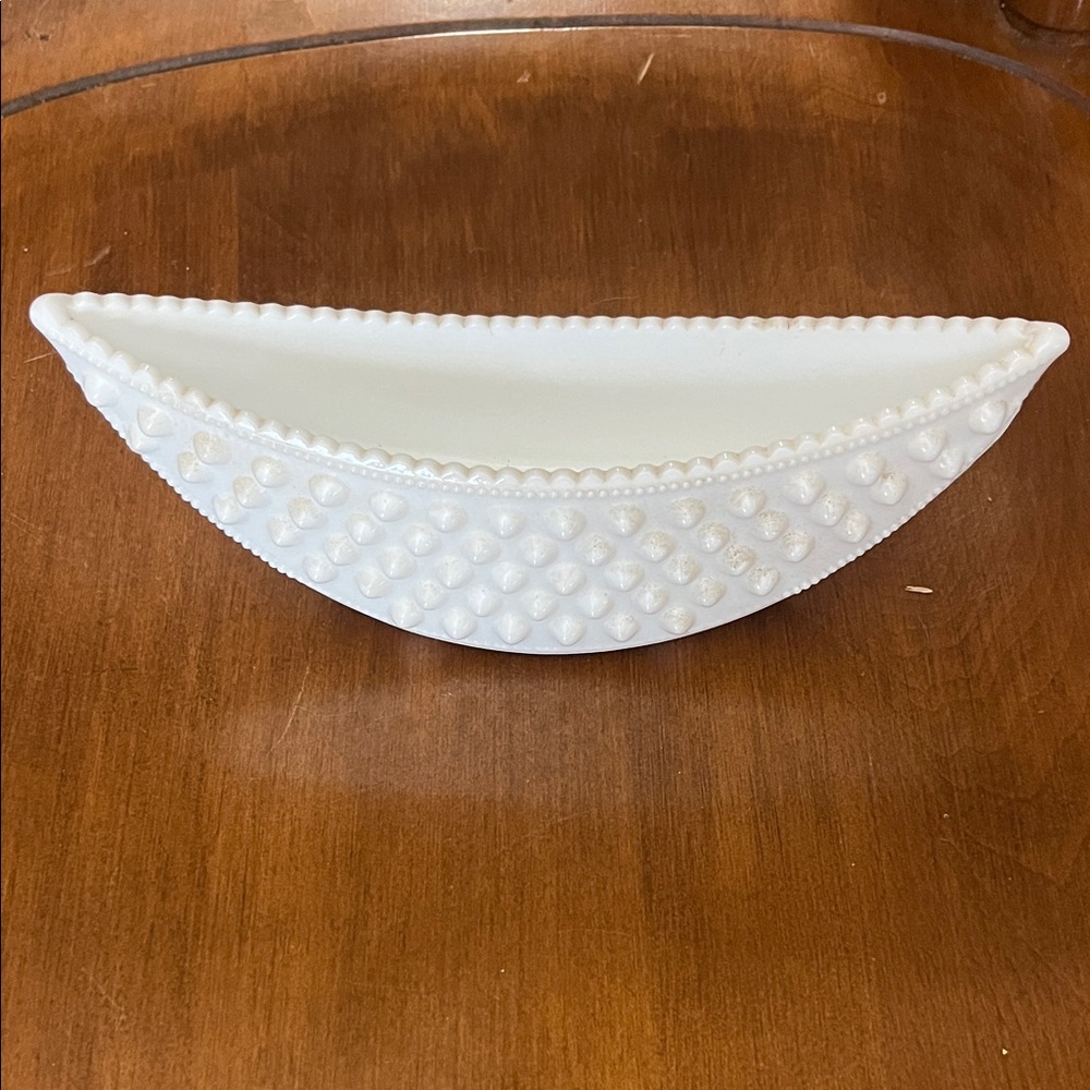 Fenton Hobnail Crescent planter
